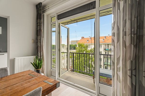 Medium property photo - Erik de Roodestraat 3-3, 1056 AJ Amsterdam